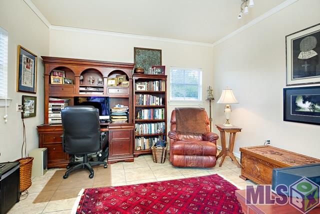 1506 Ridgeland Drive Baton Rouge, LA 70810 - Photo 24 of 29 Office off Carport