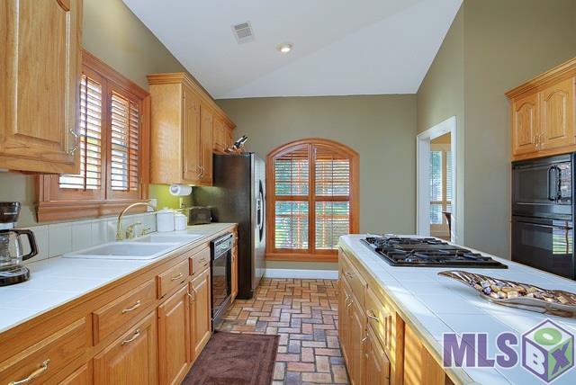 1506 Ridgeland Drive Baton Rouge, LA 70810 - Photo 7 of 29 Gallery Image 7