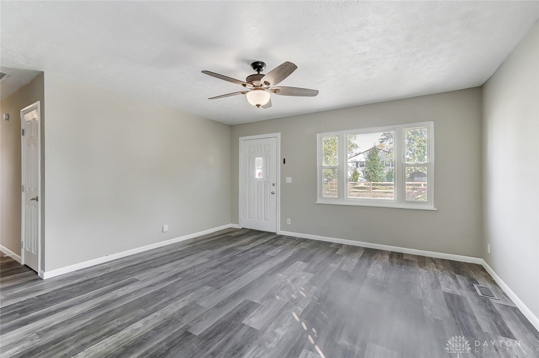 1035 Sycamore Road Park Layne, OH 45344 - Photo 10 of 23