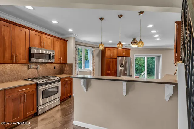 $475,000 | 56 Lakeside Drive, Farmingdale, NJ 07727