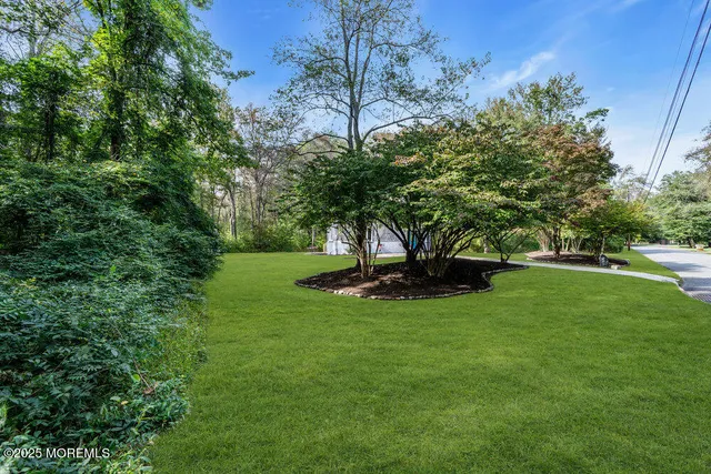 $475,000 | 56 Lakeside Drive, Farmingdale, NJ 07727