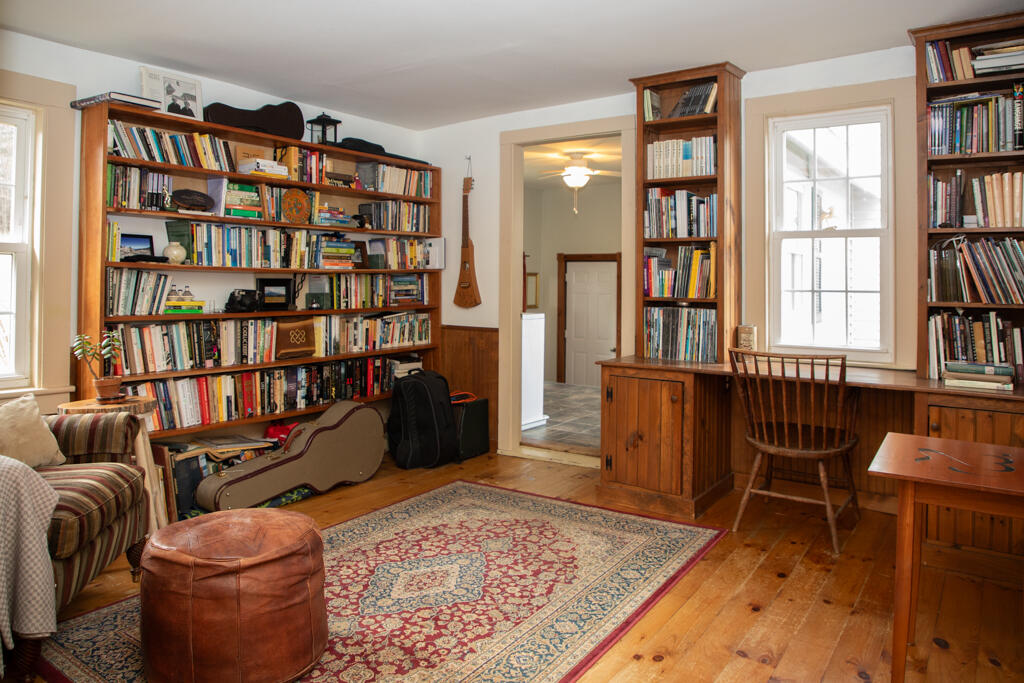 1001 Highland Road Keeseville, NY 12944 - Photo 12 of 79 Library