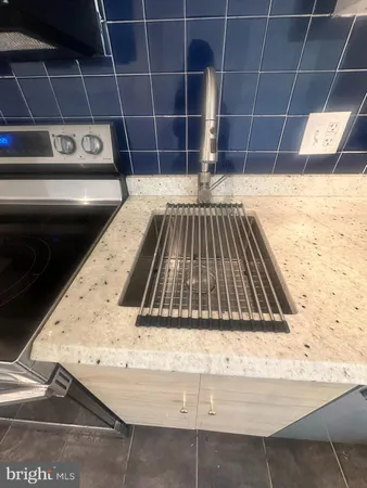 $1,900 | 645 Q Street Northwest, Washington, DC 20001