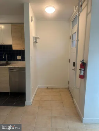 $1,900 | 645 Q Street Northwest, Washington, DC 20001