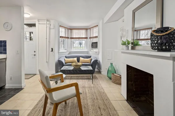 $1,900 | 645 Q Street Northwest, Washington, DC 20001