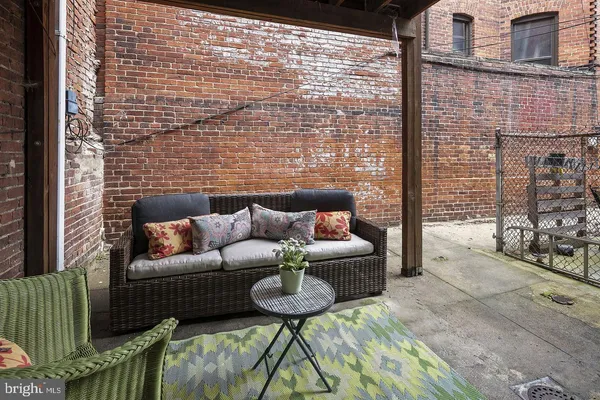 $1,900 | 645 Q Street Northwest, Washington, DC 20001