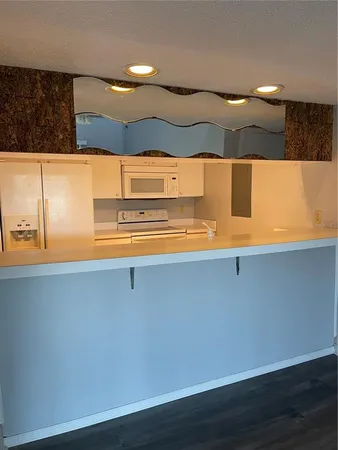 $950 | 2097 Corner Lake, Unit 2097, Haines City, FL 33844