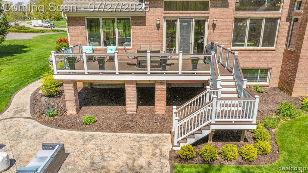 736 Inverness Highland, MI 48357 - Photo 8 of 62 Gallery Image 8