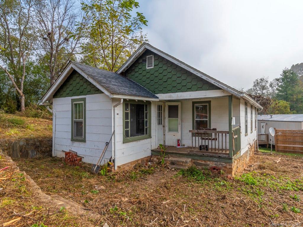 154 Raby Street Canton, NC 28716 - Photo 2 of 3