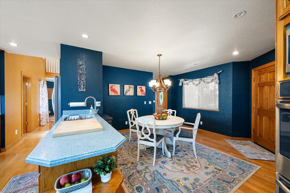 10947 East Lime Kiln Road Grass Valley, CA 95949 - Photo 19 of 94 Main Home