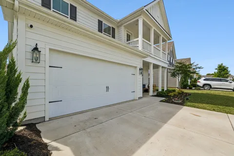 $687,500 | 3221 Chatfield Drive, Murfreesboro, TN 37129