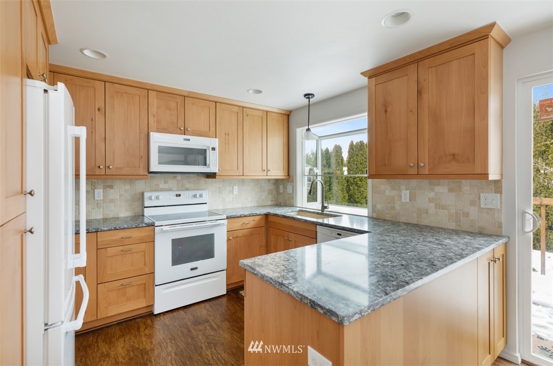 710 North 87th Street Seattle, WA 98103 - Photo 6 of 25 Gallery Image 6