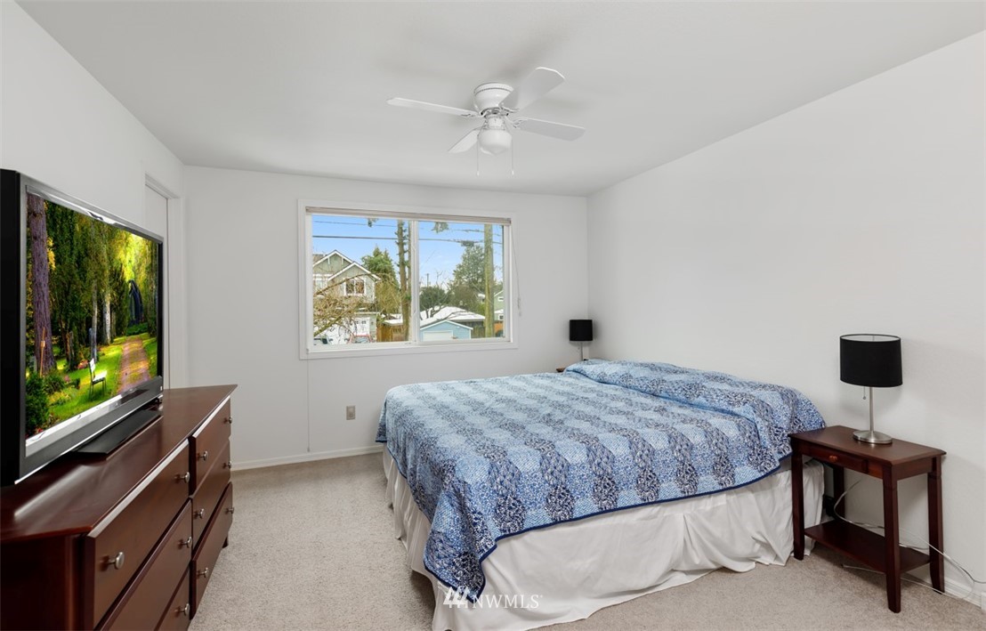710 North 87th Street Seattle, WA 98103 - Photo 8 of 25 Gallery Image 8
