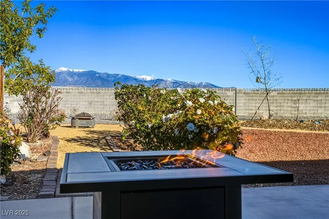 $465,000 | 6981 Queenswood Court, Pahrump, NV 89061