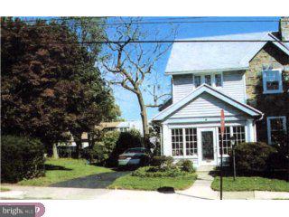 7215 Hilltop Road Upper Darby, PA 19082 - Photo 2 of 6