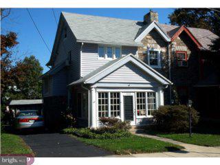 7215 Hilltop Road Upper Darby, PA 19082 - Photo 3 of 6