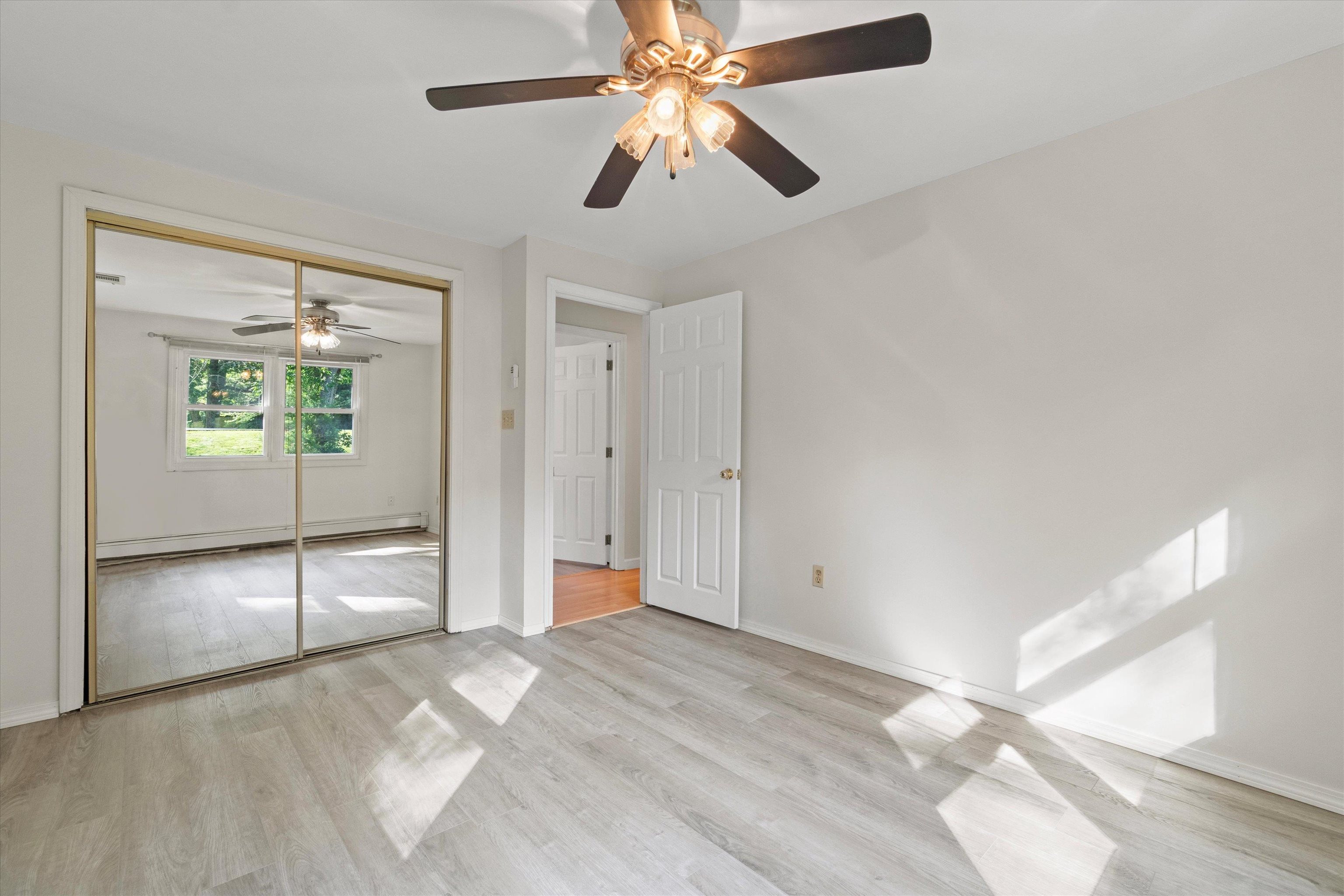 1116 Mammoth Road Pelham, NH 03076 - Photo 14 of 38