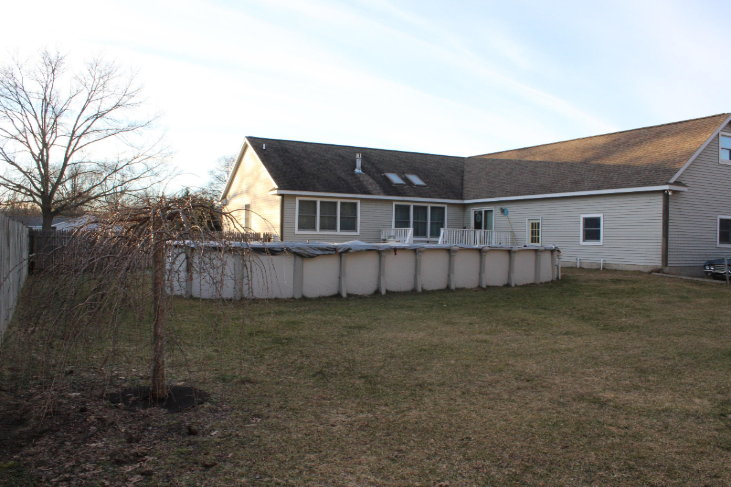 50 South Walker Road Muskegon, MI 49442 - Photo 5 of 44 IMG_2507