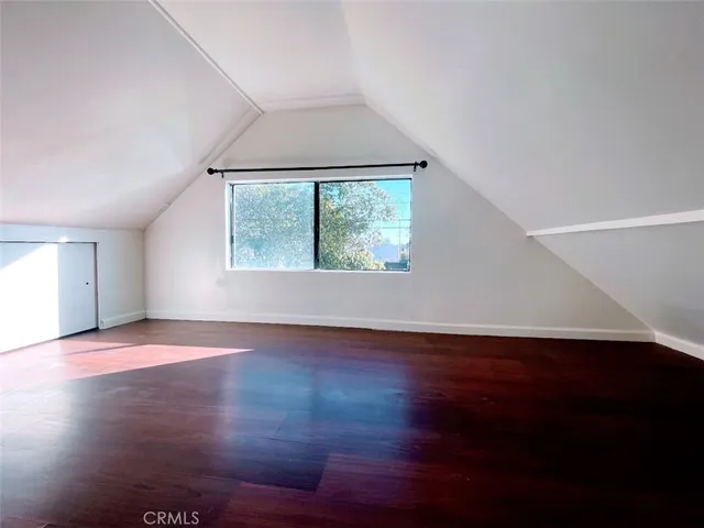 $2,295 | 1343 Walnut Avenue, Long Beach, CA 90813