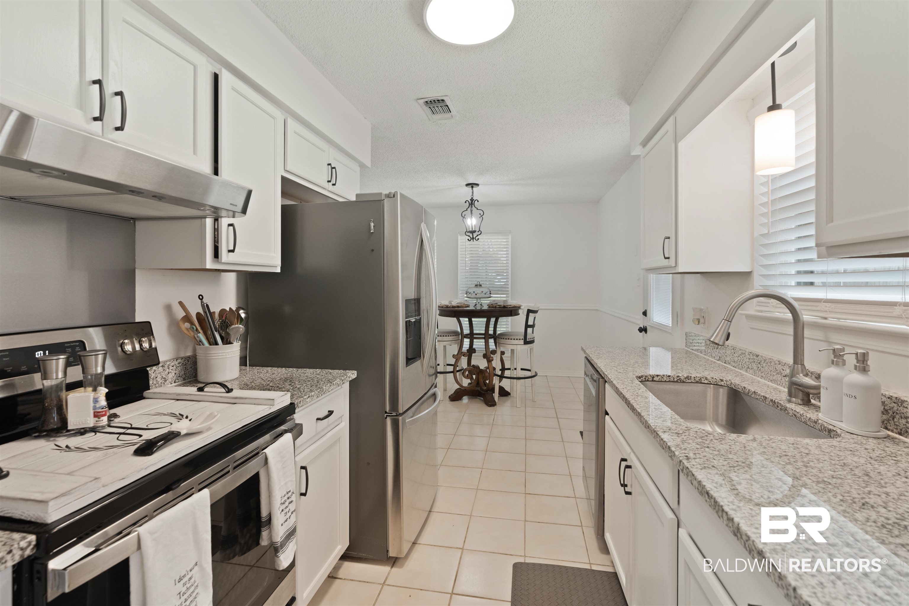 1008 Schaub Avenue Mobile, AL 36609 - Photo 9 of 27 Gallery Image 9