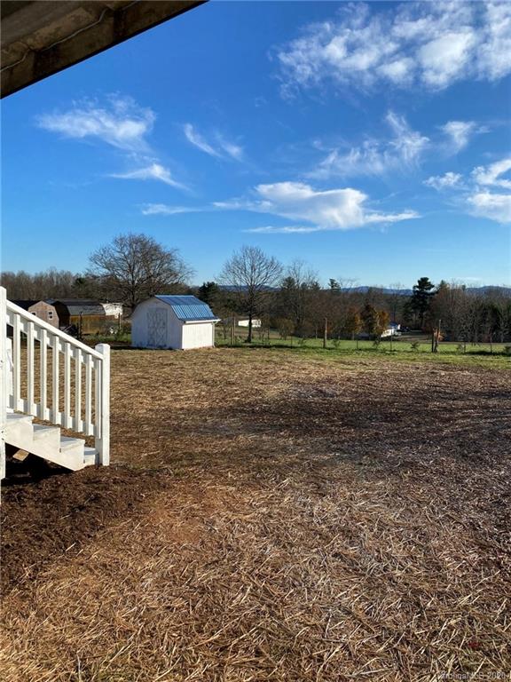 3833 Calico Road Lenoir, NC 28645 - Photo 3 of 19 Gallery Image 3