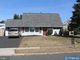 44 Mintleaf Road Levittown, PA 19056 - Photo 1 of 6 Gallery Image 1