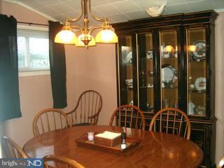 44 Mintleaf Road Levittown, PA 19056 - Photo 5 of 6 Gallery Image 5