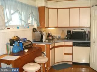 44 Mintleaf Road Levittown, PA 19056 - Photo 6 of 6 Gallery Image 6