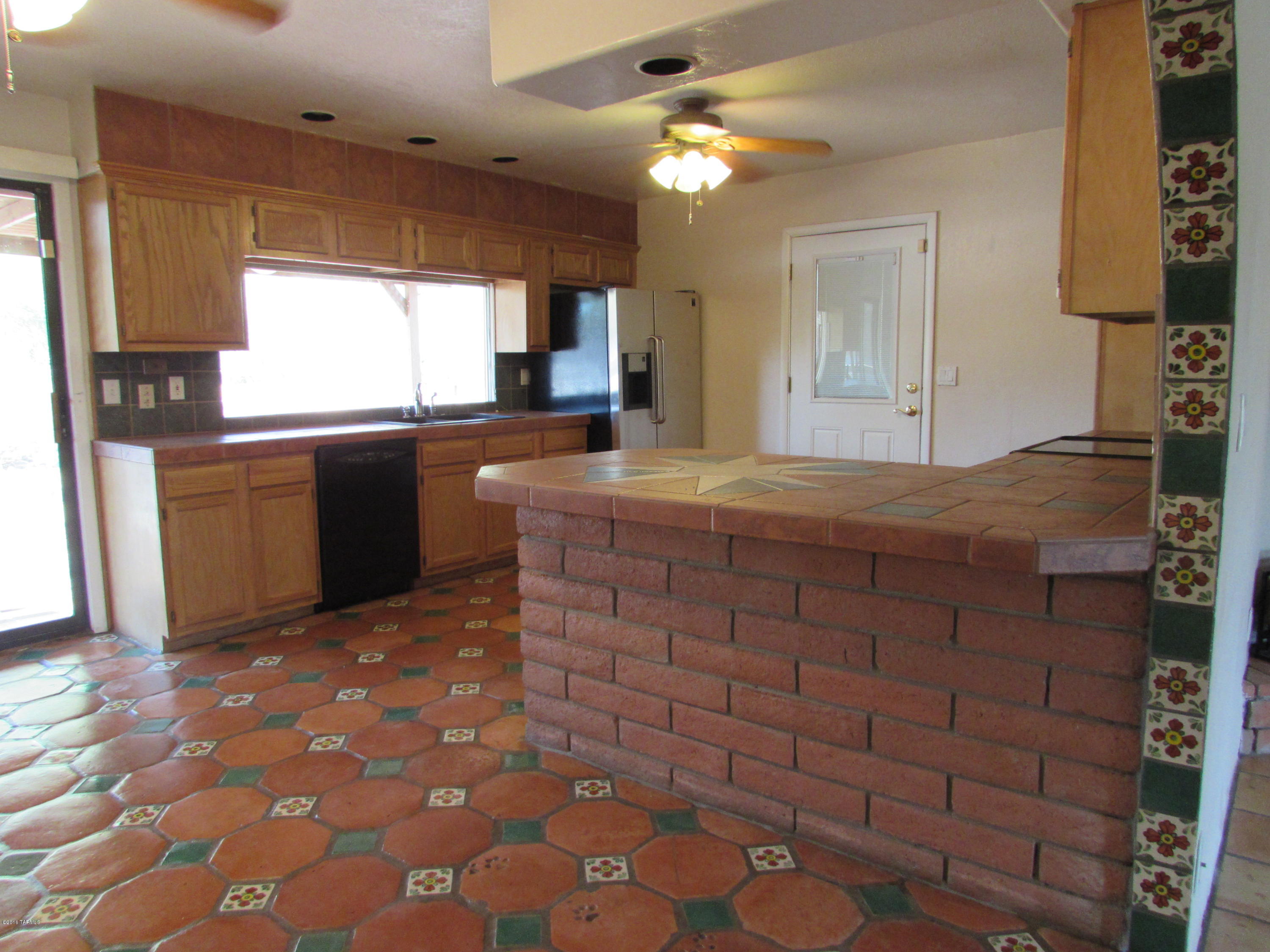 3590 West Massingale Road Tucson, AZ 85741 - Photo 5 of 28