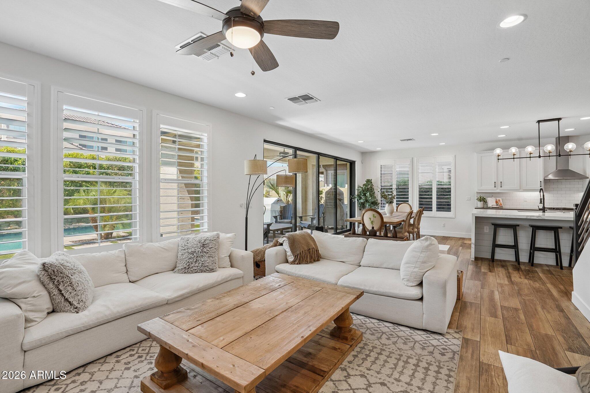814 West Deer Creek Road Phoenix, AZ 85048 - Photo 8 of 48