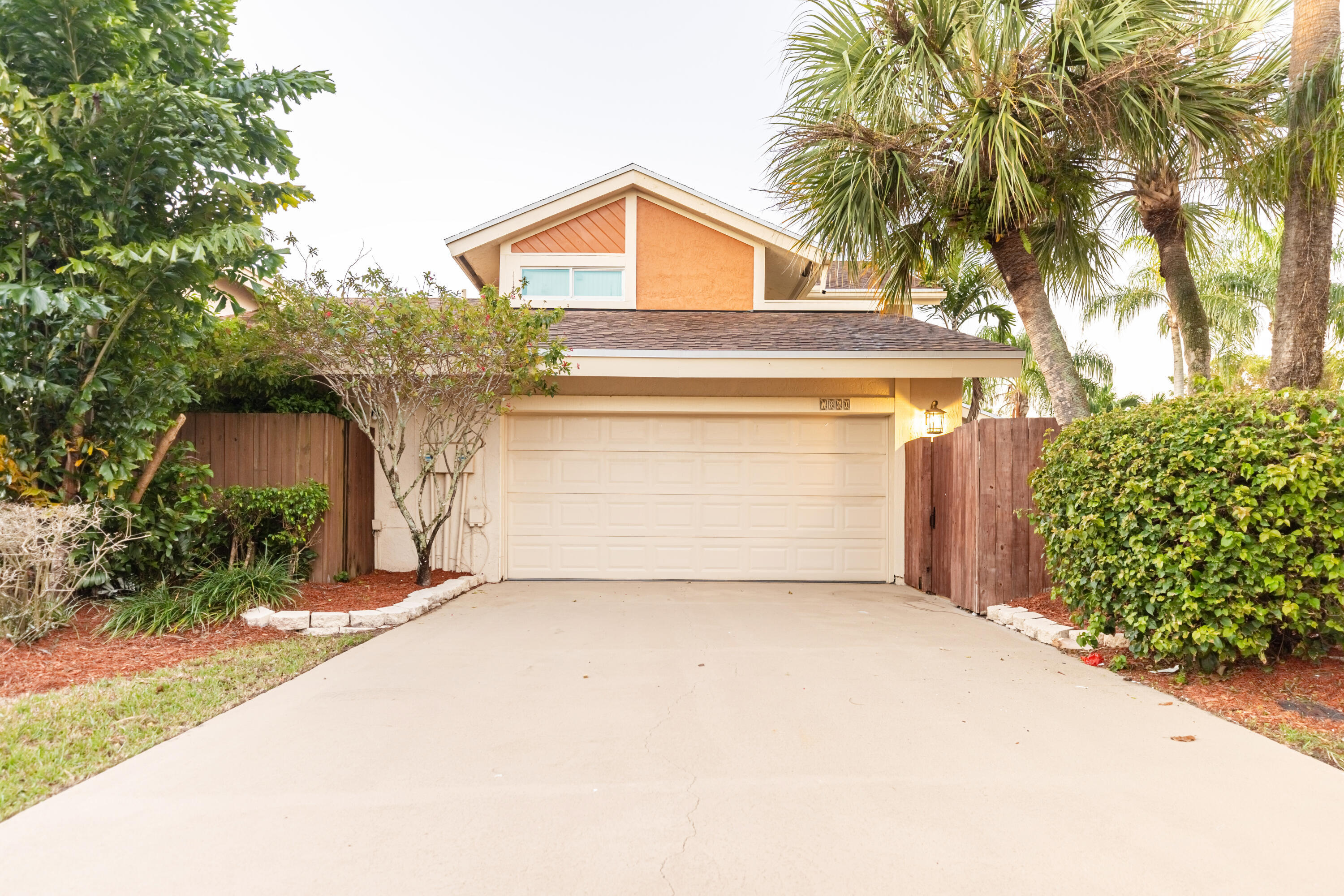 7860 Stanway Place Boca Raton, FL 33433 - Photo 1 of 32 545A3338-HDR