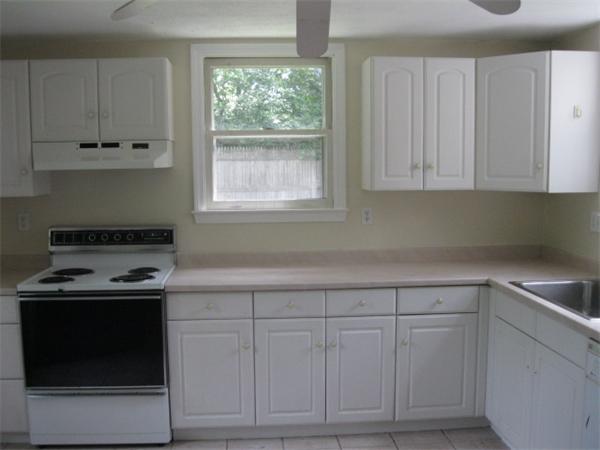 30 Grove Road Natick, MA 01760 - Photo 3 of 5