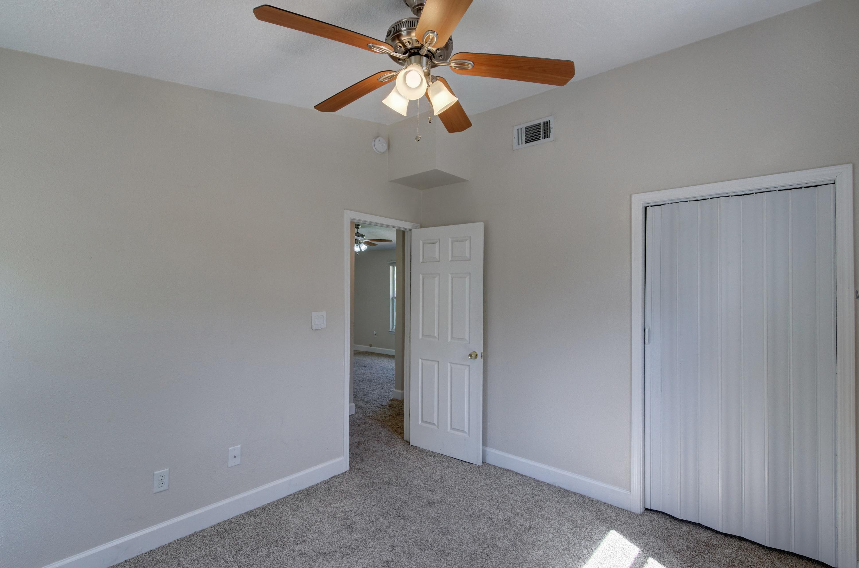 419 Westminster Road Fort Walton Beach, FL 32547 - Photo 30 of 40 a view of a room with a ceiling fan