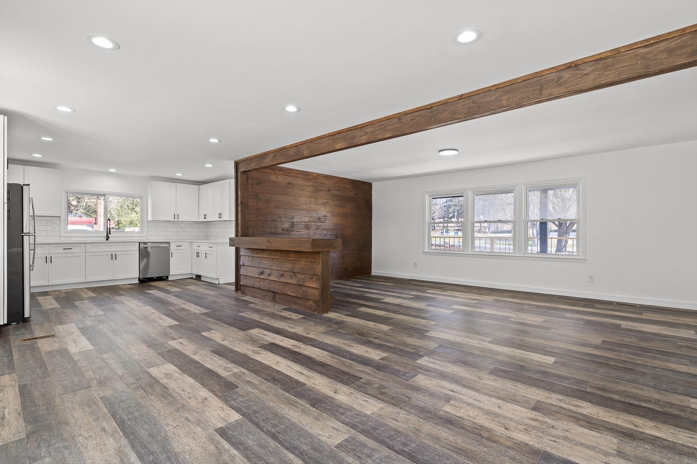 108 Avis Drive Dalton, GA 30721 - Photo 8 of 22 04-Avis-4