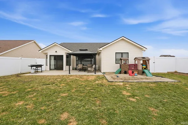 $319,000 | 696 Eli Run Court, Angola, IN 46703