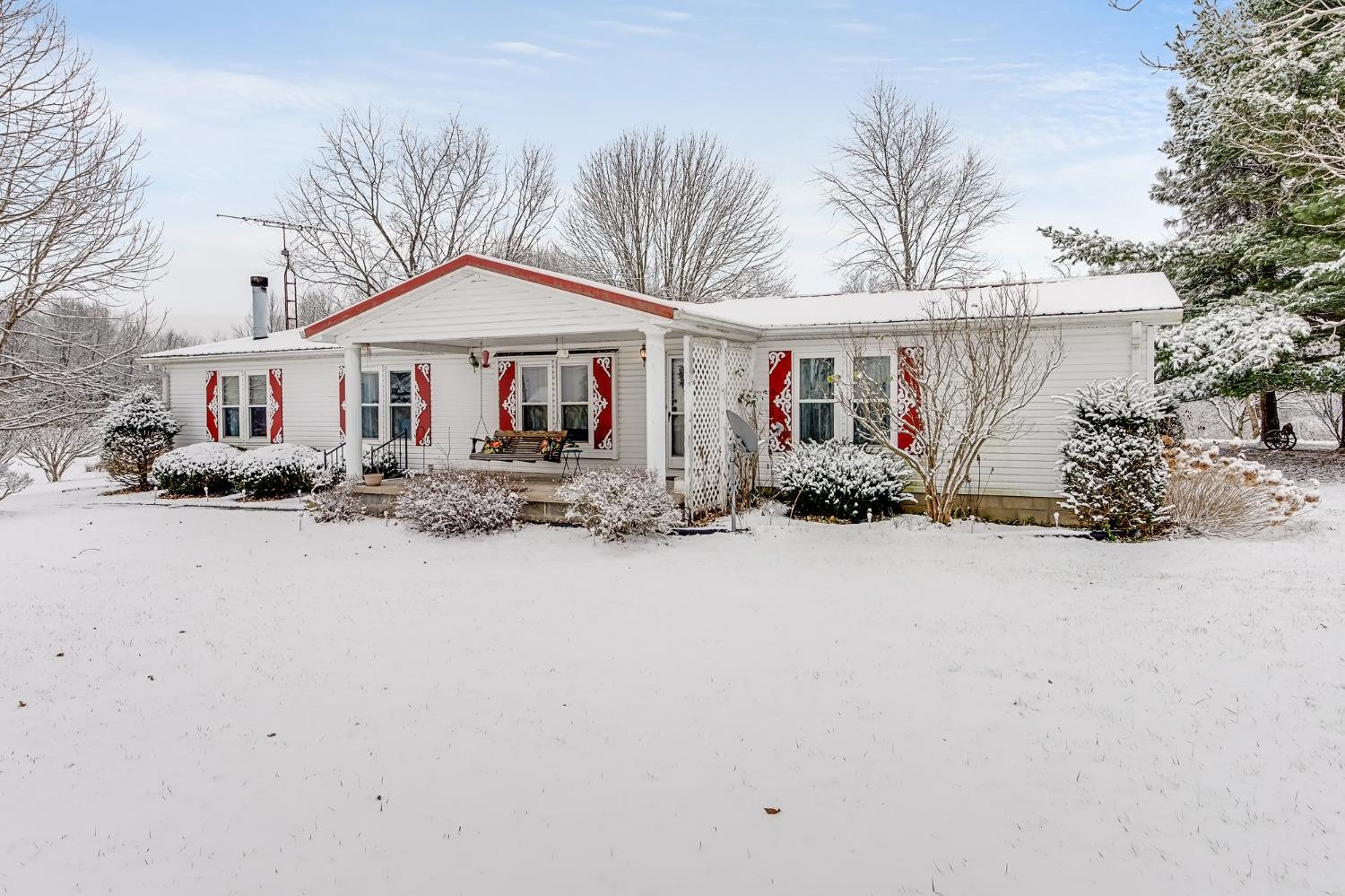 9170 Highway 56 Vevay, IN 47043 - Photo 4 of 36