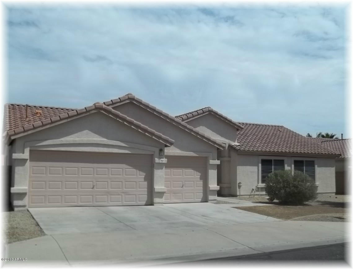 1918 East Vineyard Road Phoenix, AZ 85042 - Photo 1 of 21 01 Front View