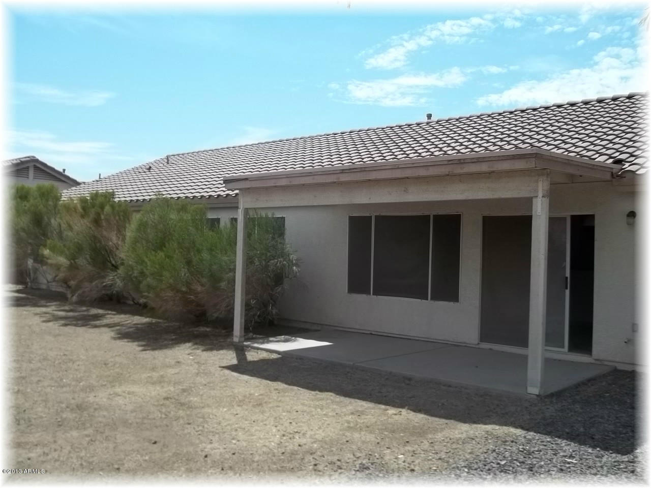 1918 East Vineyard Road Phoenix, AZ 85042 - Photo 18 of 21 15 Patio