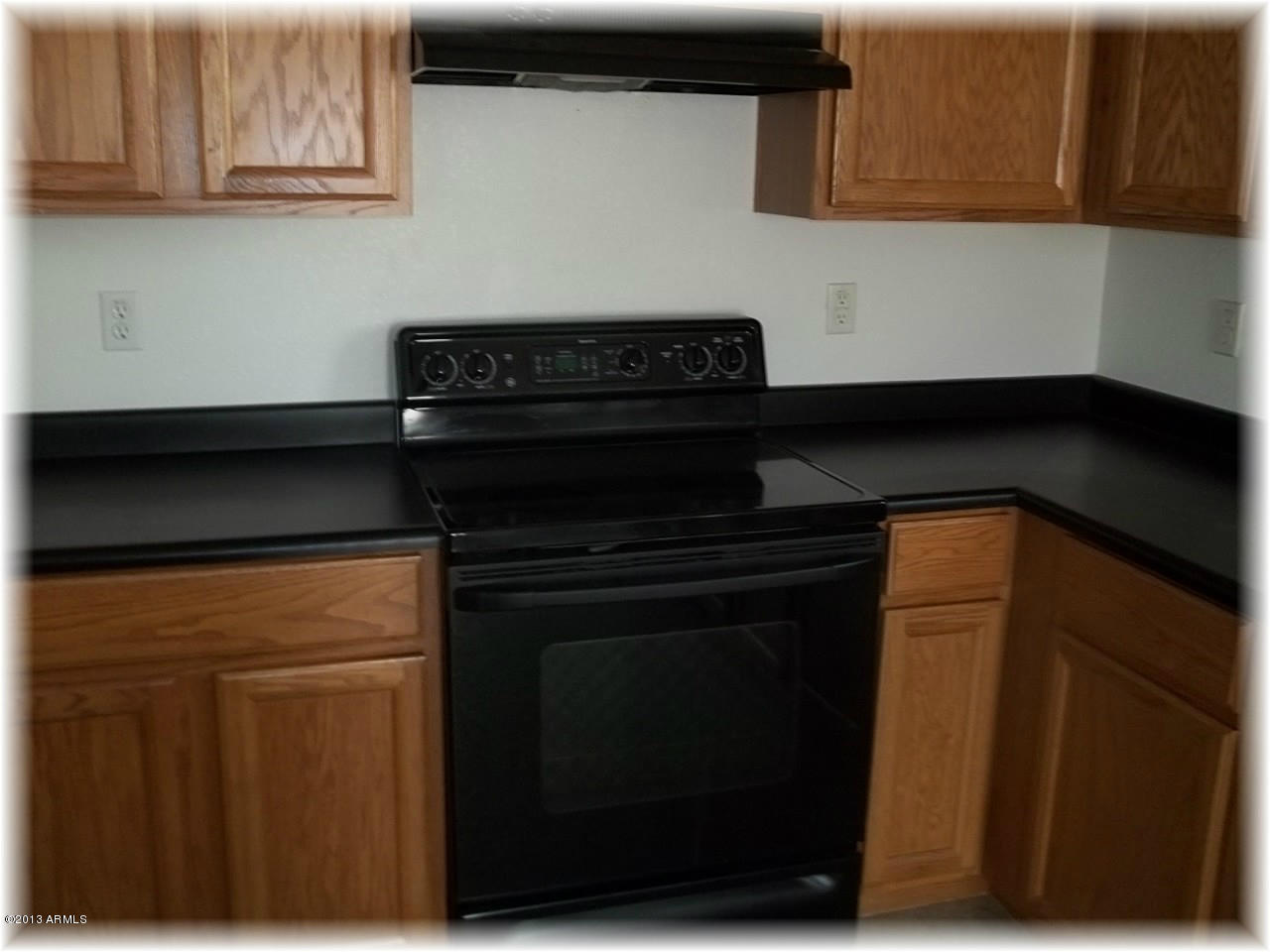 1918 East Vineyard Road Phoenix, AZ 85042 - Photo 9 of 21 07 Appliances