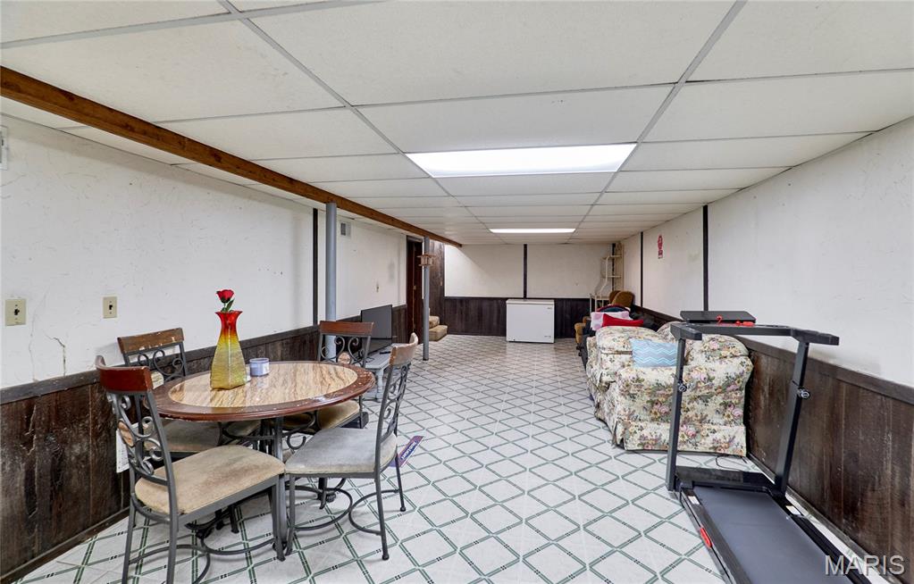 2755 Patterson Road Florissant, MO 63031 - Photo 22 of 25