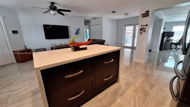 $585,000 | 6810 Douglas Street, Hollywood, FL 33024
