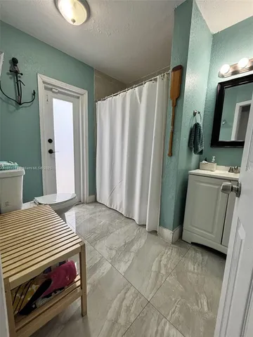 $585,000 | 6810 Douglas Street, Hollywood, FL 33024