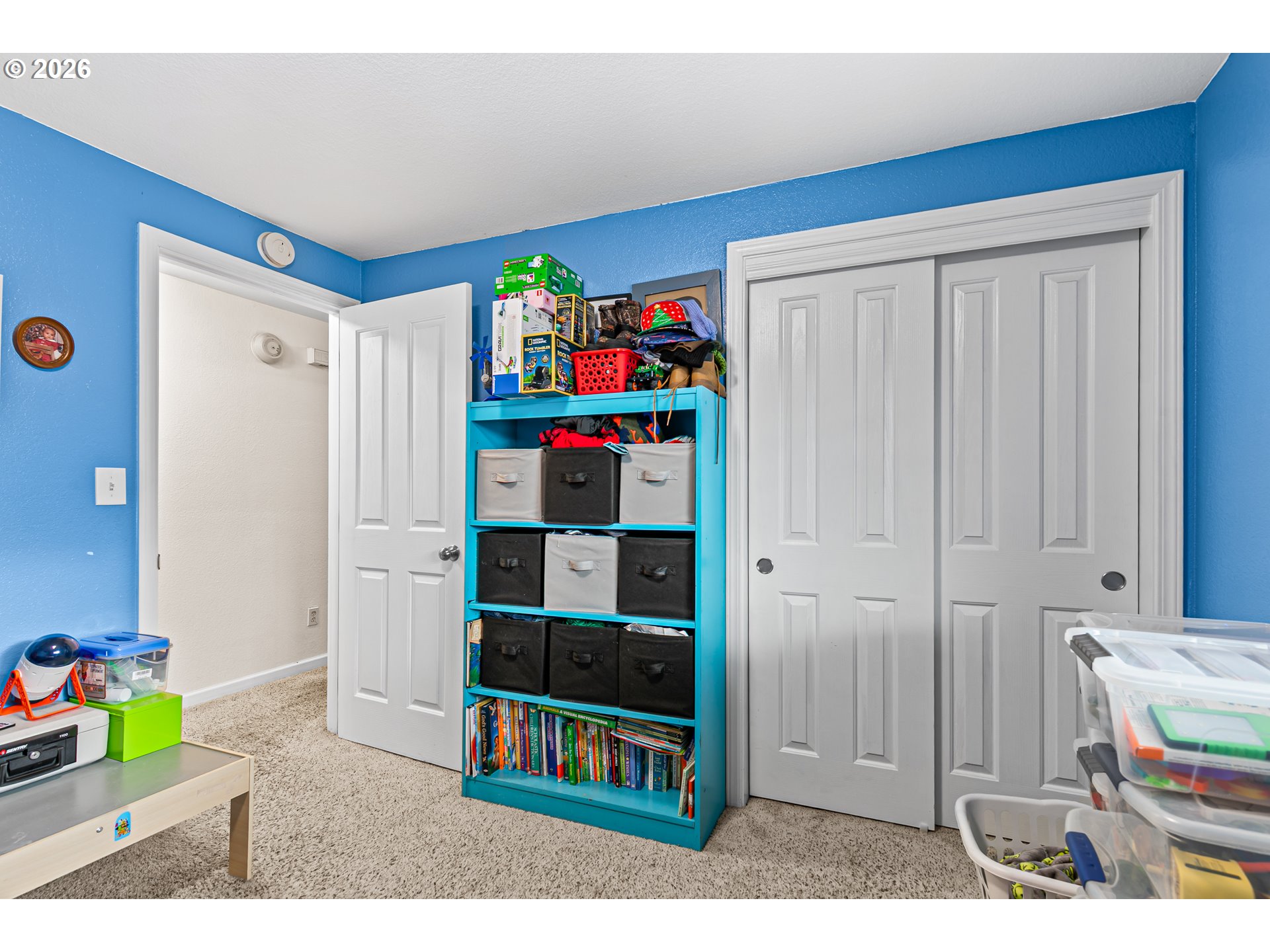 3712 Colver Road Phoenix, OR 97535 - Photo 15 of 38 a room with baby crib and dresser