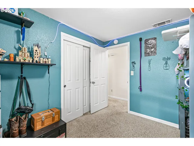 $399,900 | 3712 Colver Road, Phoenix, OR 97535