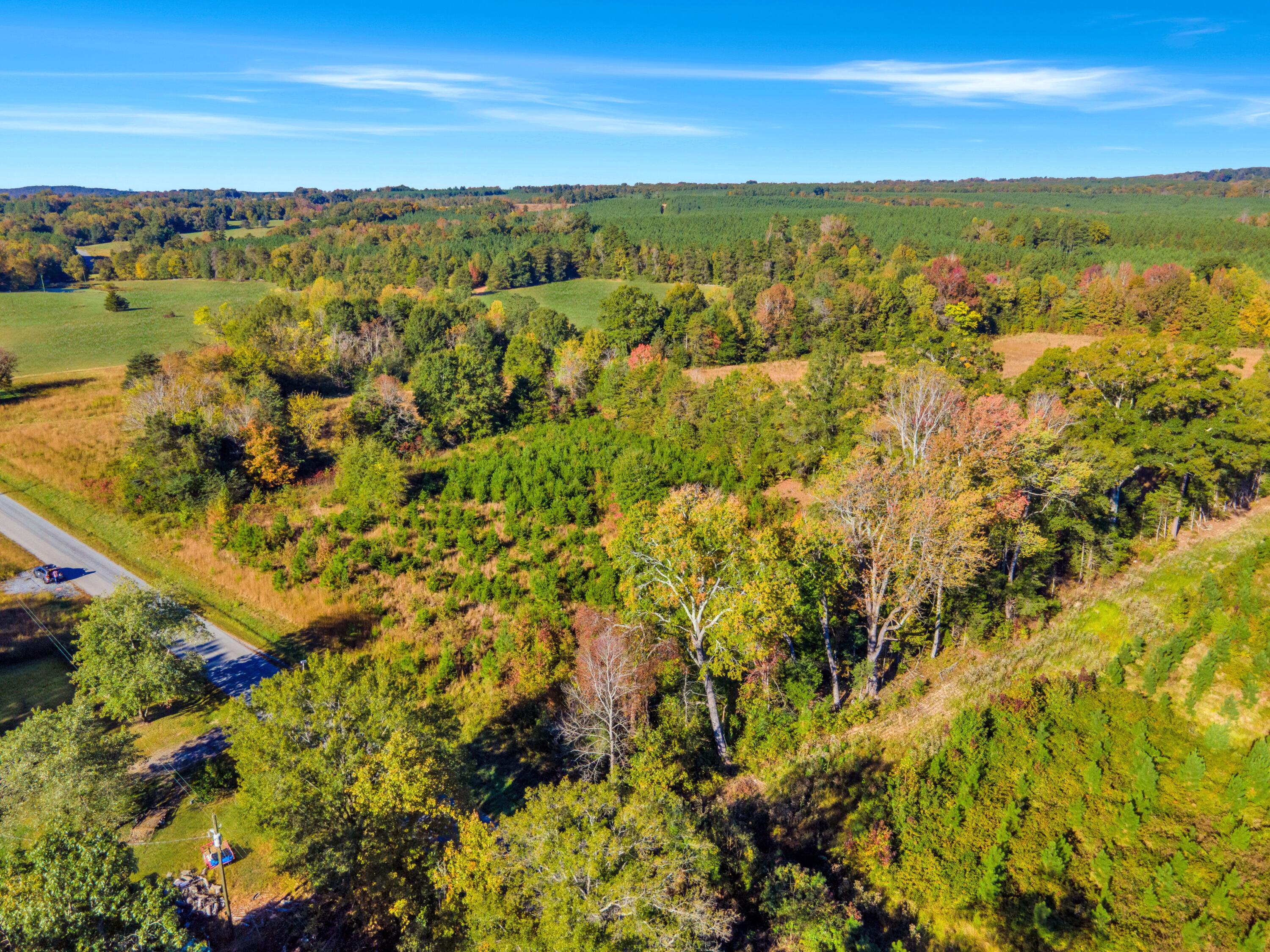 677 White Fall Road Gretna, VA 24557 - Photo 18 of 22 a view of city and ocean