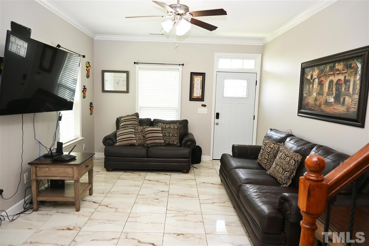 5318 Stowecroft Lane Raleigh, NC 27616 - Photo 2 of 28 Gallery Image 2