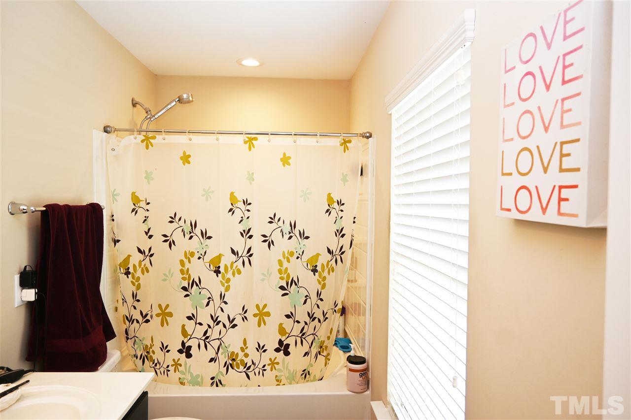 5318 Stowecroft Lane Raleigh, NC 27616 - Photo 16 of 28 Gallery Image 16
