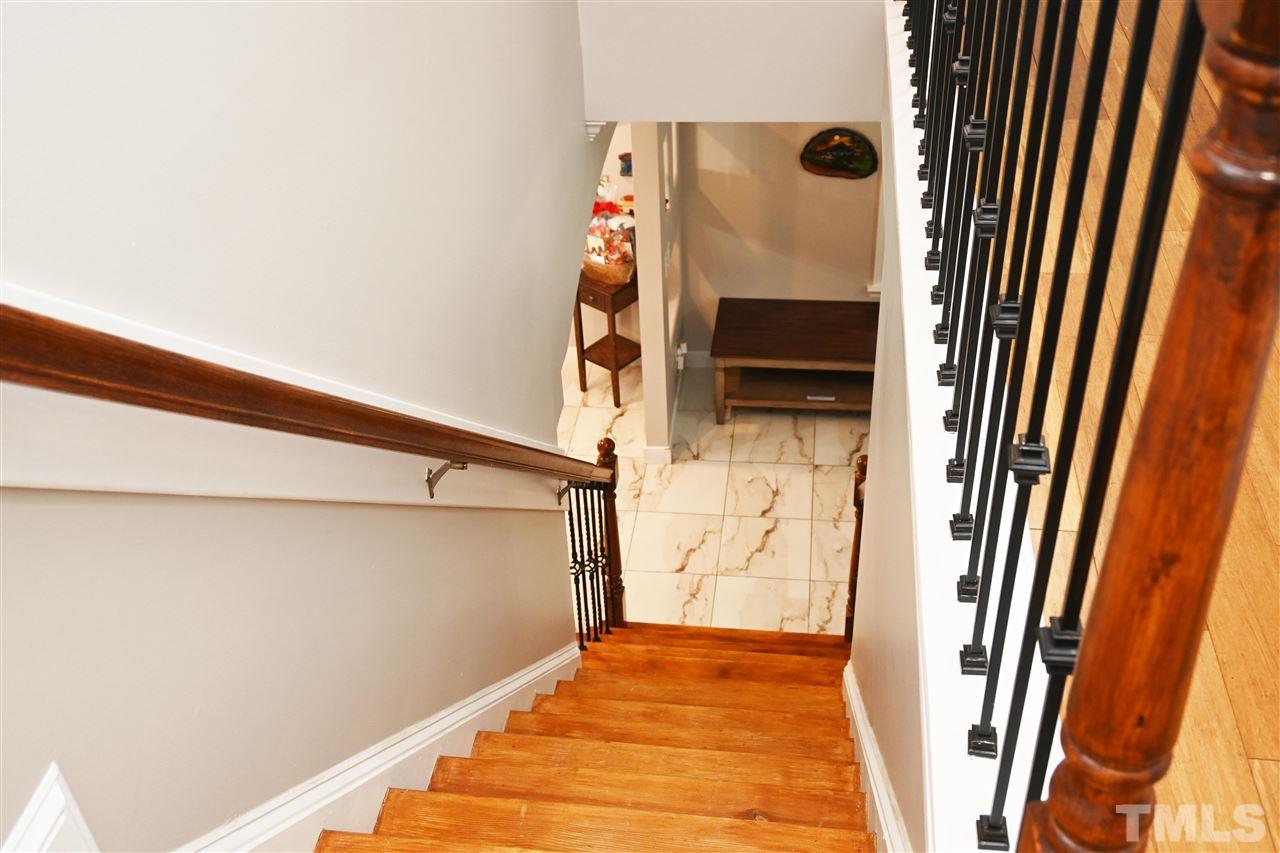 5318 Stowecroft Lane Raleigh, NC 27616 - Photo 9 of 28 Gallery Image 9