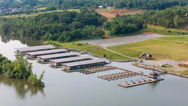 $1,050,000 | 2705 Chestnut Lane, Loudon, TN 37774