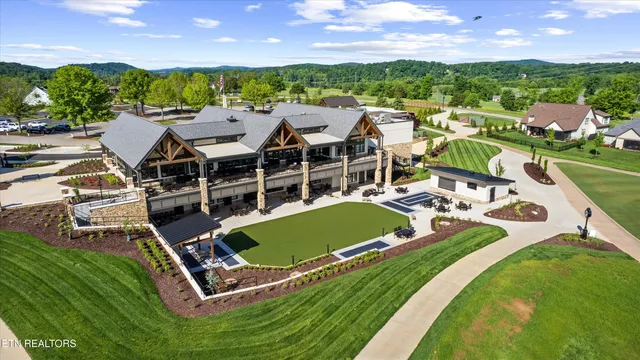 $1,050,000 | 2705 Chestnut Lane, Loudon, TN 37774